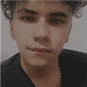 Estudiante de la licenciatura en lenguas extranjeras con estrategias pedagógicas innovadoras, personalizadas y completamente dinámicas